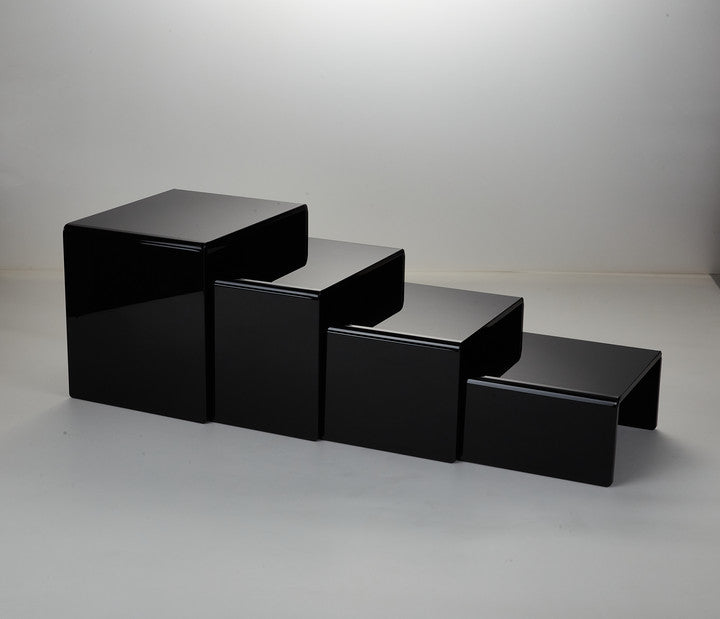 Buffet raiser Material : acrylic Colour : black