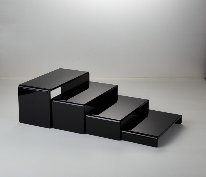 Buffet raiser Material : acrylic Colour : black